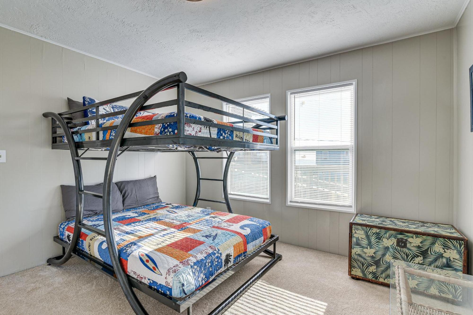 Second-Row Surfside Beach House Newly Renovated! Eksteriør bilde