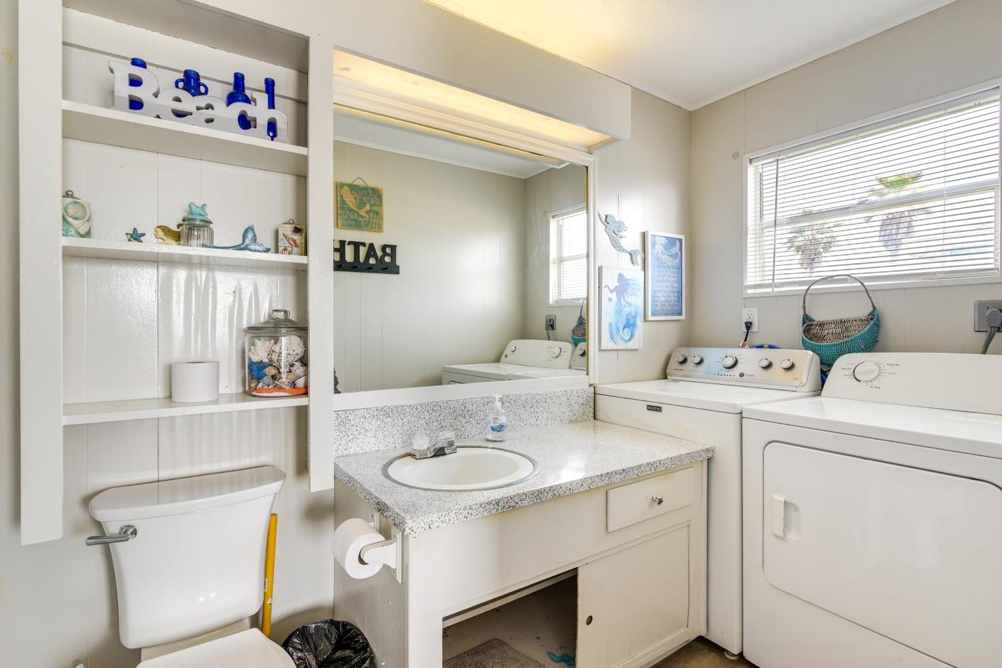 Second-Row Surfside Beach House Newly Renovated! Eksteriør bilde